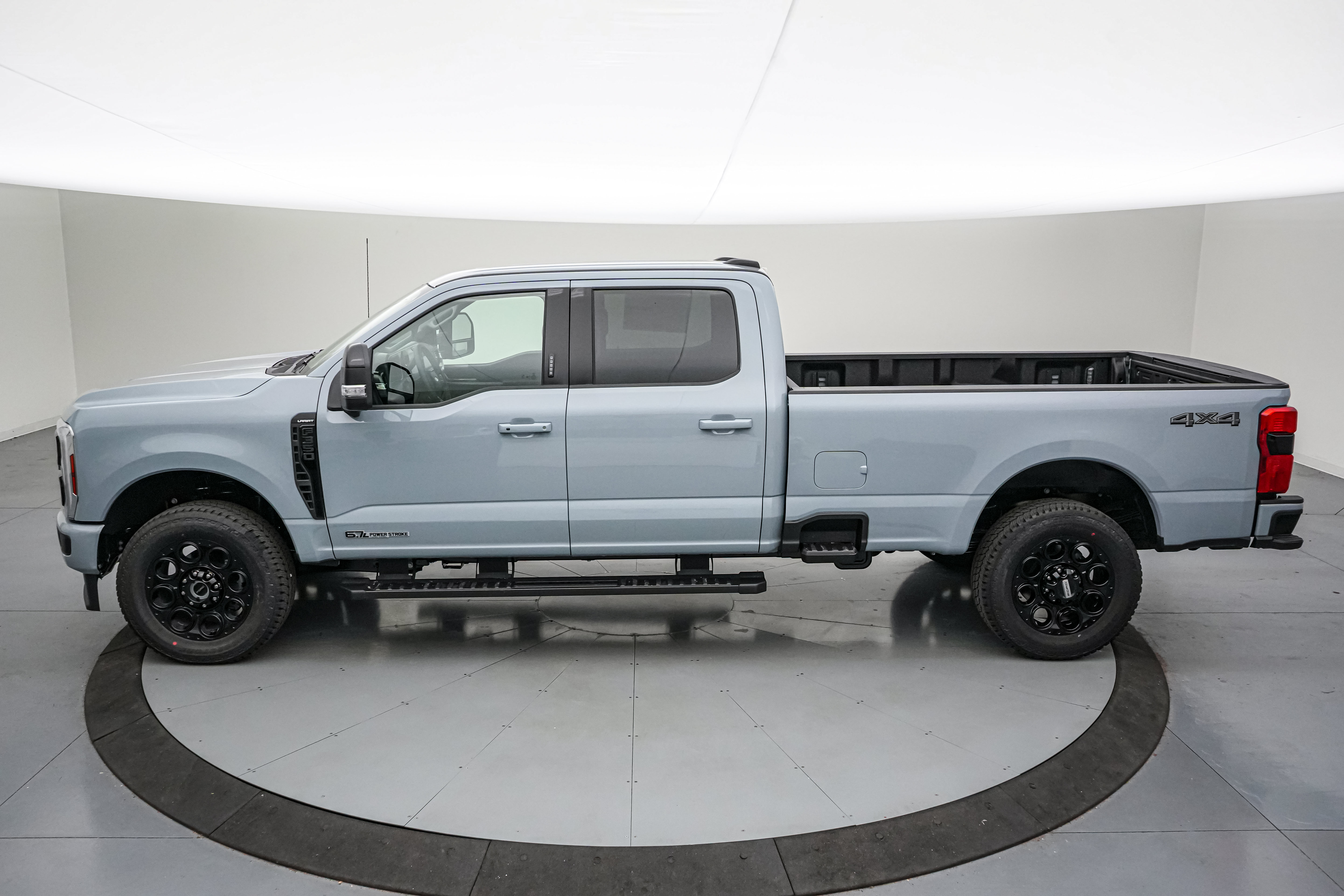 New 2026 Ford F350 Lariat w/ Black Appearance Package AWD/4WD image 8