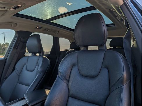 Used 2018 Volvo XC60 T5 Inscription w/ Convenience Package image 15