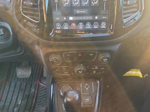 Used 2020 Jeep Compass Limited image 13
