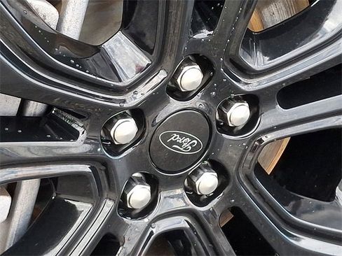 Used 2022 Ford Edge SE w/ Black Appearance Package image 30