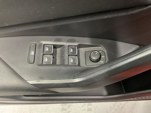 Used 2021 Volkswagen Jetta S image 8