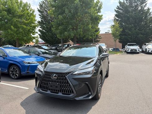 Certified 2025 Lexus NX 350 AWD w/ Accessory Package (Z2) image 18