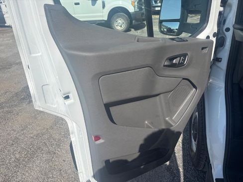 Used 2023 Ford Transit 250 148 High Roof image 10