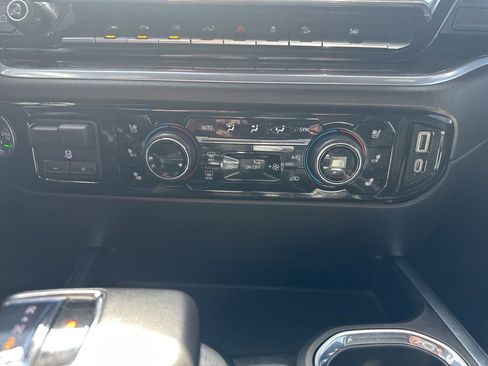 Used 2022 Chevrolet Silverado 1500 LTZ w/ LTZ Premium Package image 5