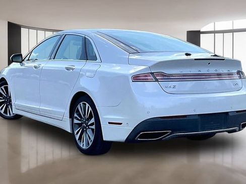 Used 2017 Lincoln MKZ Reserve w/ Luxury Package FWD image 4