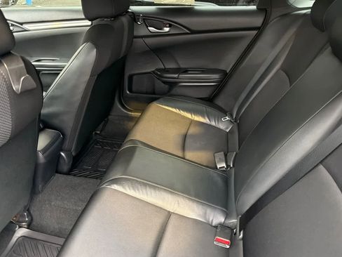 Used 2019 Honda Civic Sport image 4