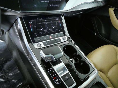 Used 2025 Audi Q7 3.0T Premium Plus AWD/4WD image 18