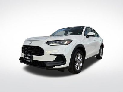 Used 2025 Honda HR-V LX