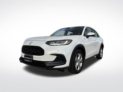 Used 2025 Honda HR-V LX image 1