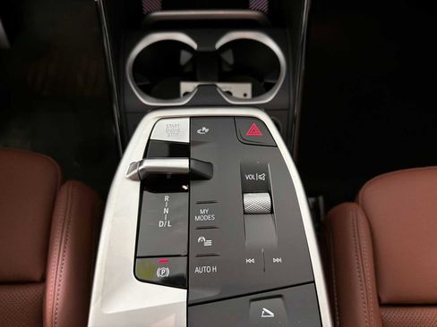 New 2026 BMW X1 xDrive28i w/ Technology Package AWD/4WD image 17