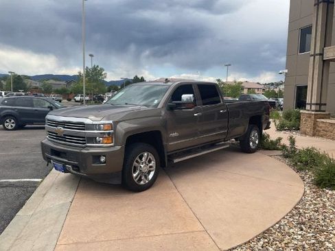 Used 2015 Chevrolet Silverado 2500 High Country w/ Duramax Plus Package AWD/4WD image 8