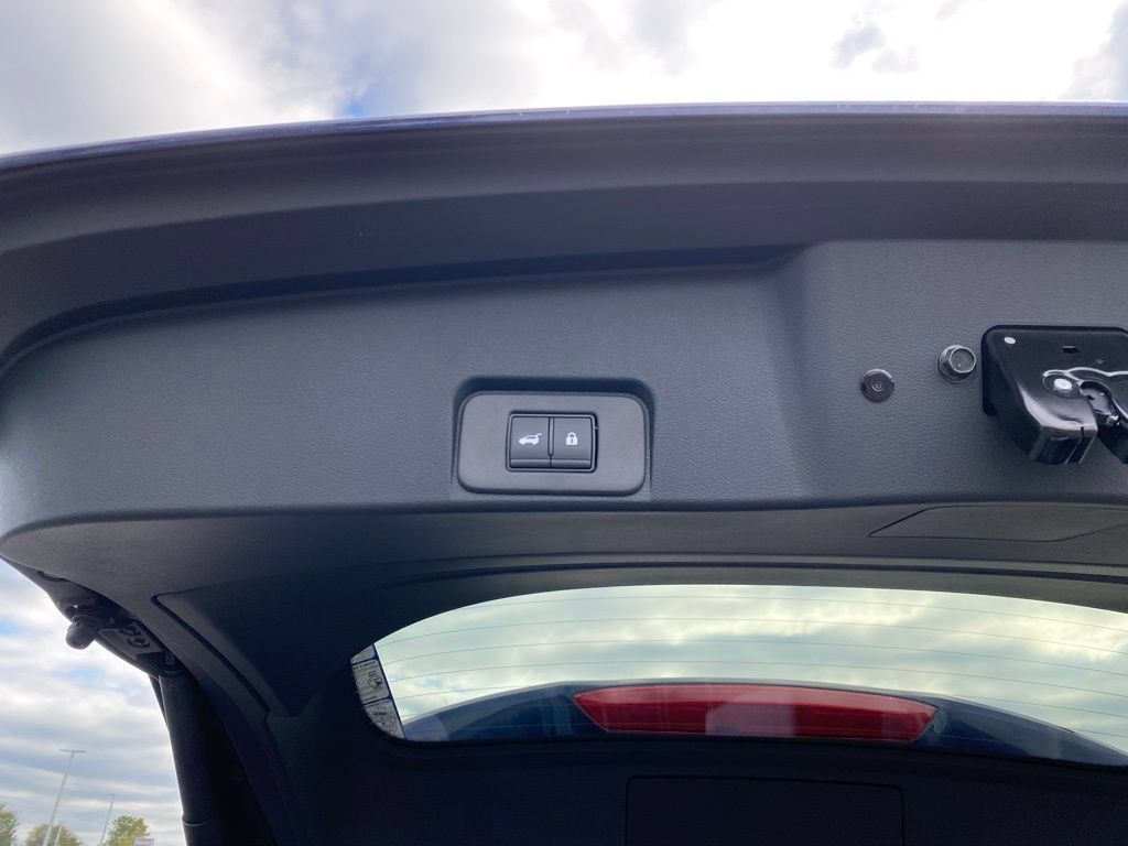 New 2026 Nissan Rogue Platinum w/ Platinum Premium Package AWD/4WD image 37