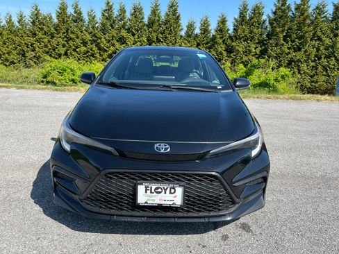 Used 2024 Toyota Corolla SE FWD image 8