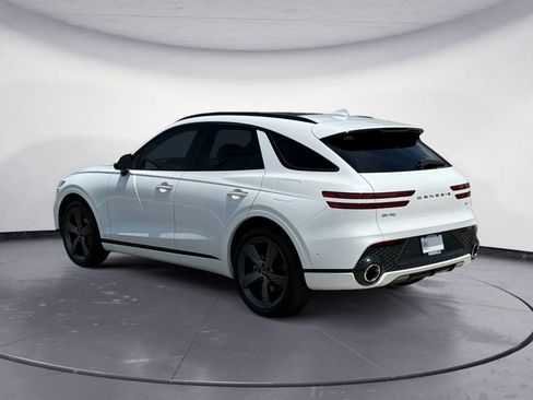 Used 2022 Genesis GV70 2.5T w/ Sport Prestige Package AWD/4WD image 5