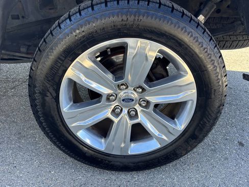 Used 2016 Ford F150 XLT w/ Equipment Group 302A Luxury image 17