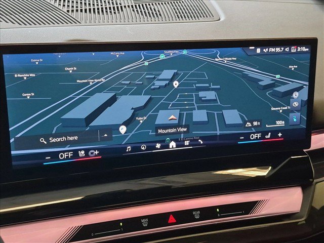 Used 2024 BMW i5 eDrive40i w/ Premium Package RWD image 13