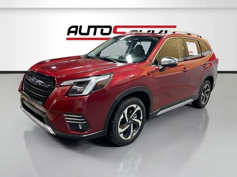 Used 2024 Subaru Forester Touring AWD/4WD image 3