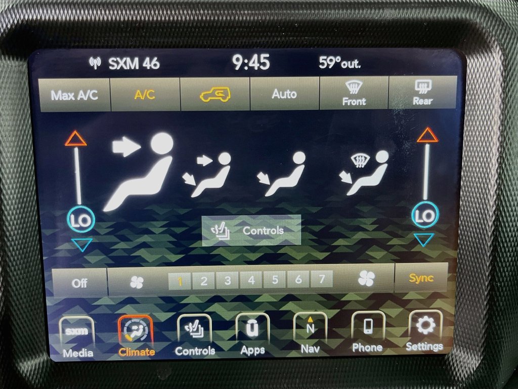 Used 2023 Jeep Wrangler Unlimited Sahara w/ Cold Weather Group AWD/4WD image 20