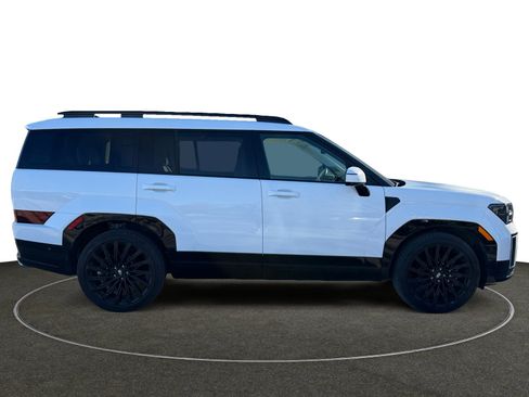 Used 2025 Hyundai Santa Fe Calligraphy image 7