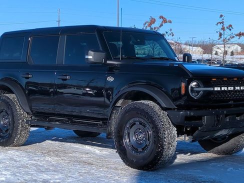 Certified 2024 Ford Bronco Wildtrak image 9