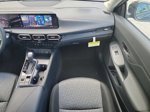 New 2026 Nissan Sentra SV w/ SV Convenience Package FWD image 19
