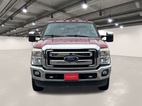 Used 2016 Ford F350 XLT w/ XLT Premium Package image 18