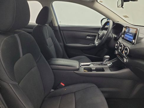 Used 2024 Nissan Sentra SV FWD image 21