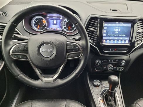 Used 2019 Jeep Cherokee Limited image 22