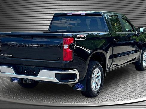 Used 2023 Chevrolet Silverado 1500 LT AWD/4WD image 6