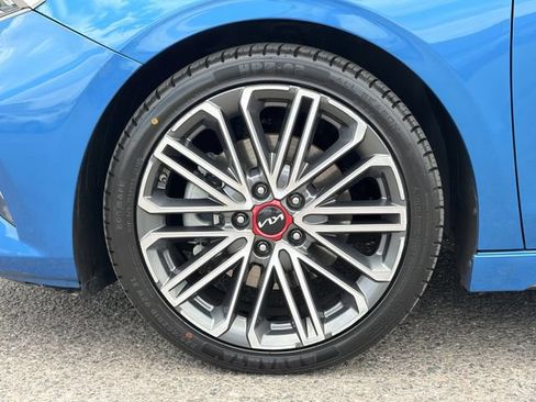 Used 2022 Kia Forte GT FWD image 10
