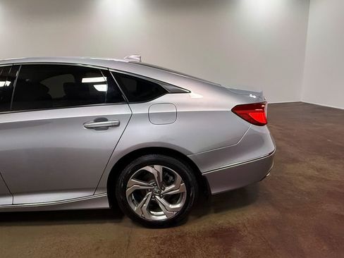 Used 2018 Honda Accord EX-L image 36