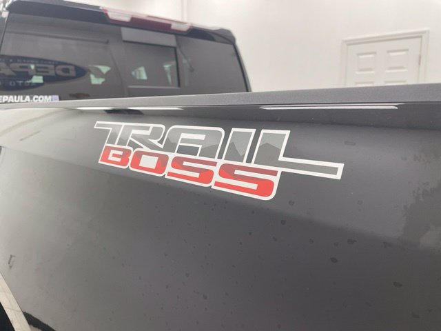 Certified 2021 Chevrolet Silverado 1500 LT Trail Boss w/ Convenience Package II AWD/4WD image 22