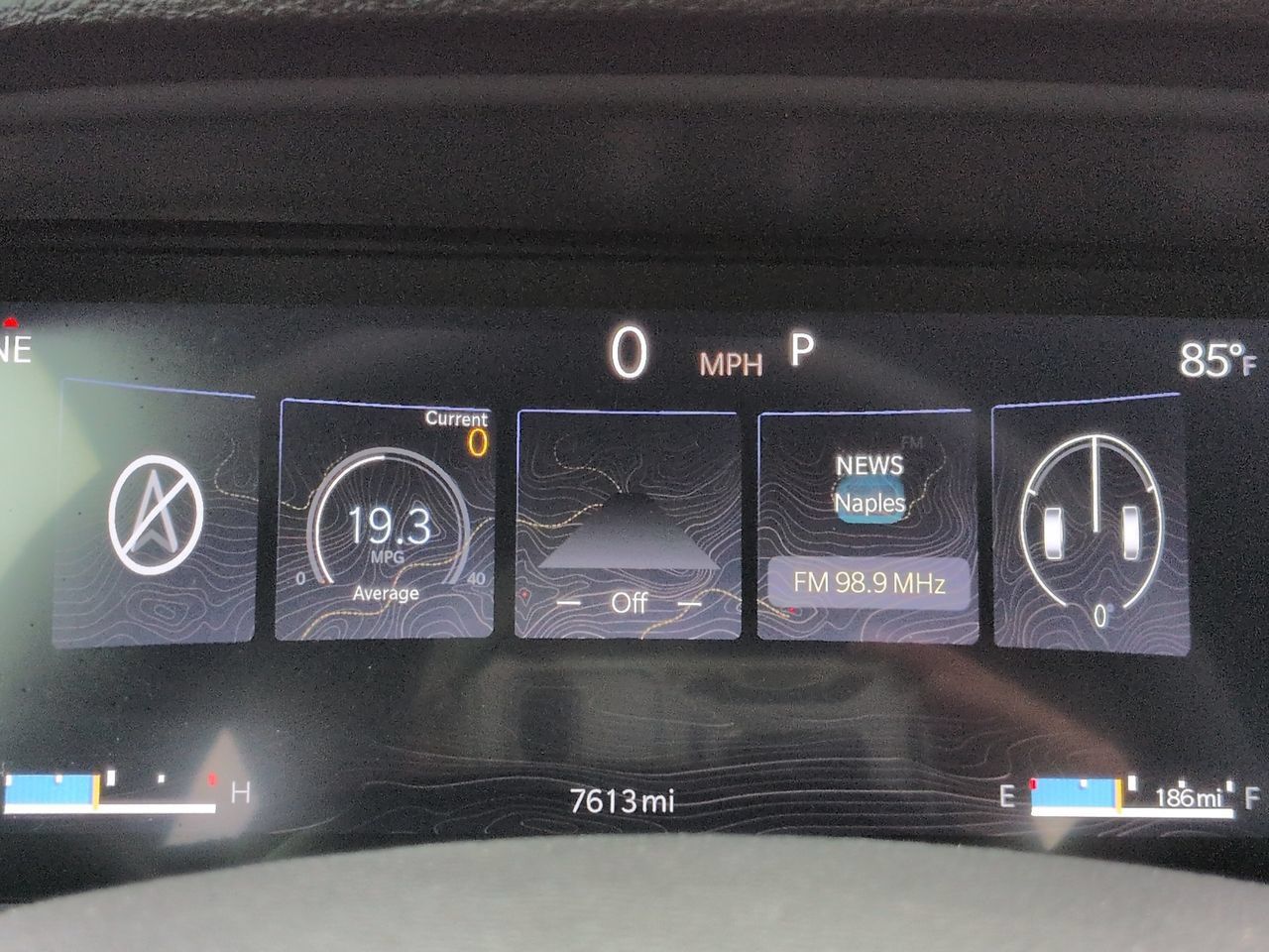 Used 2025 Jeep Grand Cherokee Limited AWD/4WD image 29