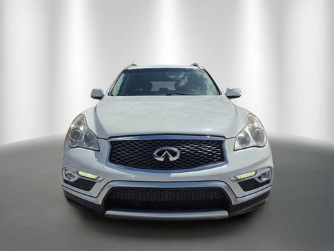 Used 2017 INFINITI QX50 2WD w/ Deluxe Touring Package image 8