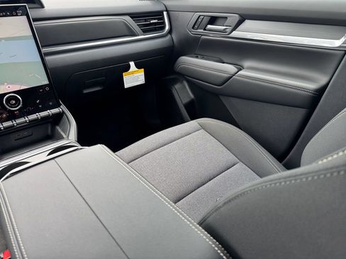New 2026 GMC Terrain Elevation w/ Black Edition AWD/4WD image 18