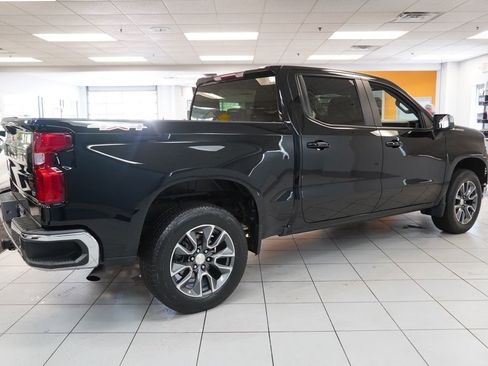 Used 2023 Chevrolet Silverado 1500 LT AWD/4WD image 11