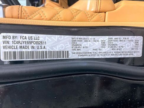 Used 2023 Jeep Grand Cherokee Summit image 37