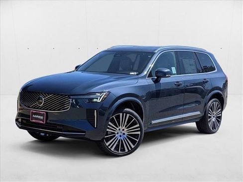 New 2025 Volvo XC90 B5 Core w/ Protection Package Premier image 1