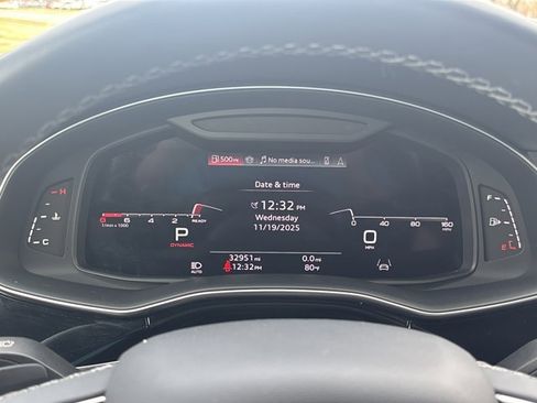 Used 2025 Audi Q7 3.0T Premium Plus image 28