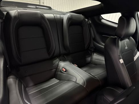 Used 2022 Ford Mustang Shelby GT500 w/ Technology Package RWD image 28