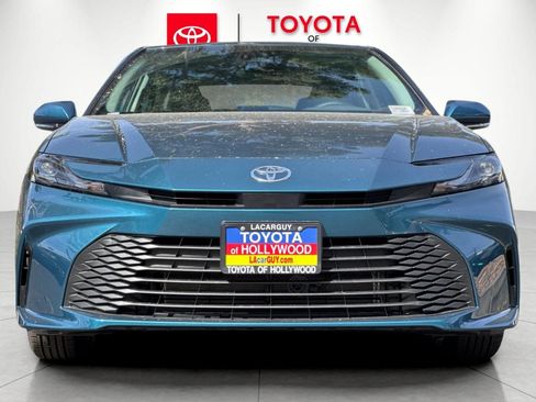 New 2026 Toyota Camry LE image 8