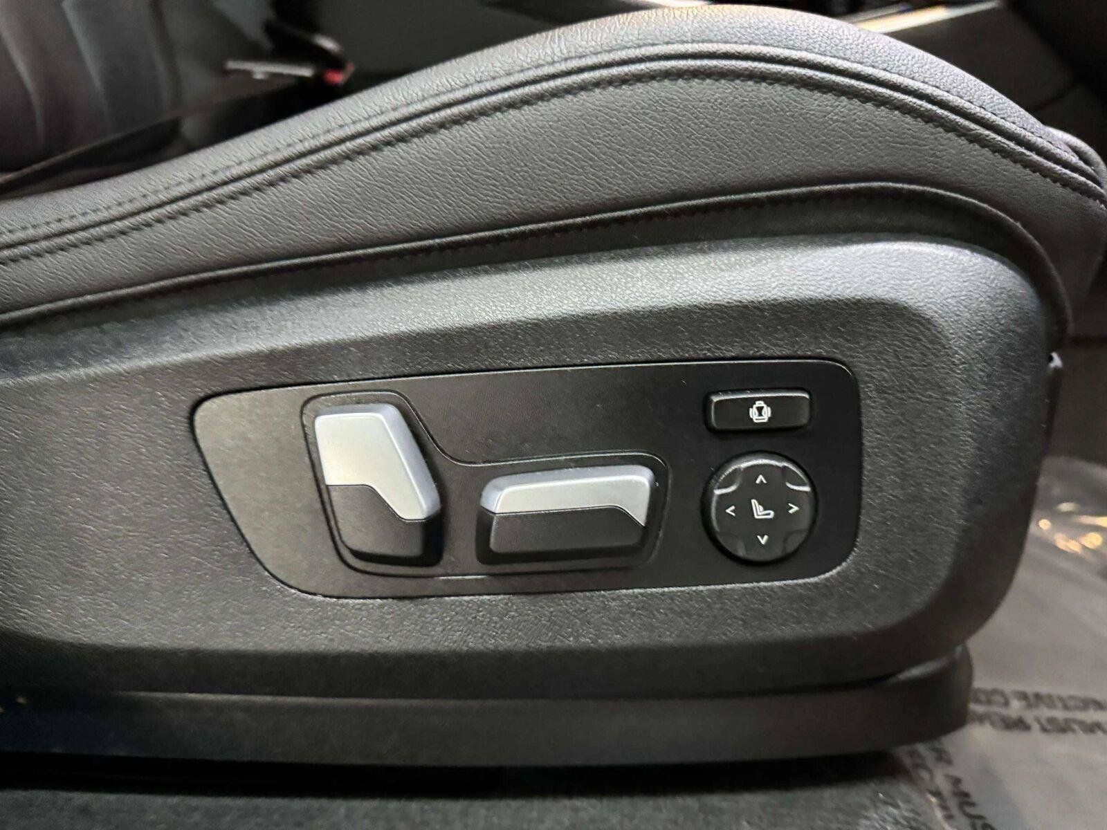 Used 2021 BMW X5 sDrive40i w/ Premium Package RWD image 53