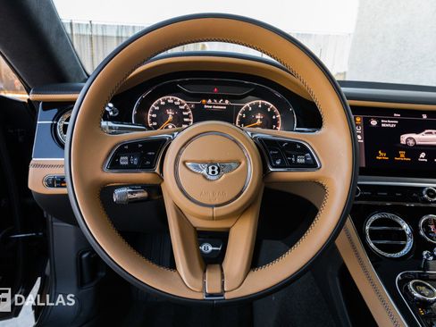 Used 2023 Bentley Continental GT V8 image 24