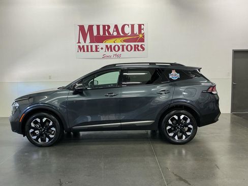 Used 2023 Kia Sportage X-Line w/ X-Line Premium Package AWD/4WD image 2