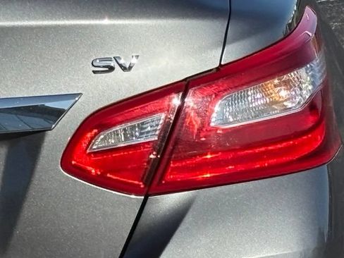 Used 2016 Nissan Altima 2.5 SV w/ Convenience Package FWD image 12