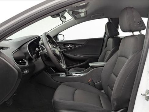 Used 2024 Chevrolet Malibu LT FWD image 14