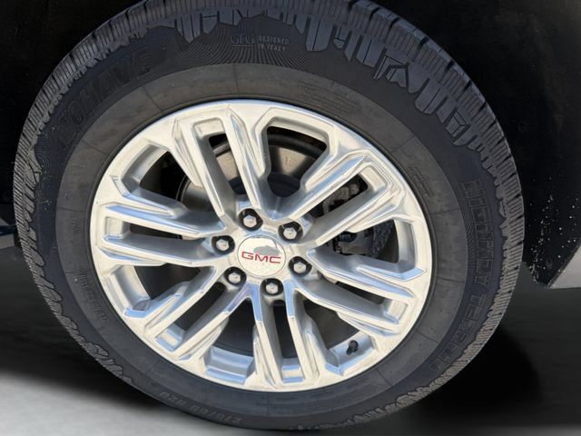 Used 2024 GMC Yukon XL SLT AWD/4WD image 36