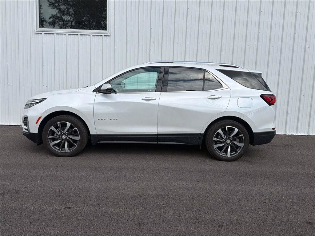 Used 2022 Chevrolet Equinox Premier AWD/4WD image 8