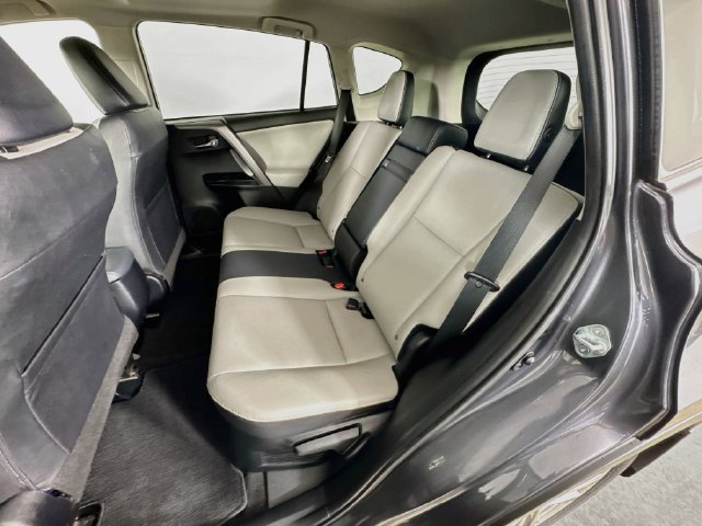 Used 2017 Toyota RAV4 Limited w/ Carpet Mat Package AWD/4WD image 29