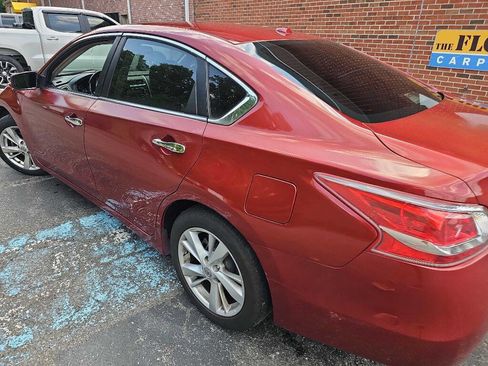 Used 2013 Nissan Altima 2.5 SV FWD image 11